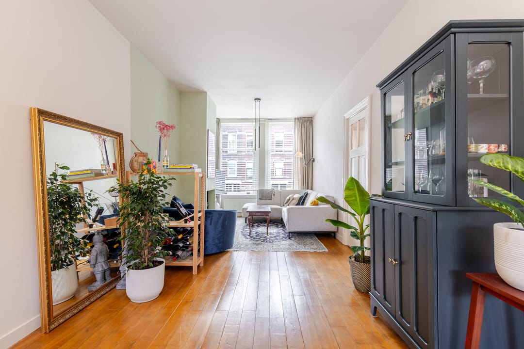 Spacious Ground Floor Apartment with Sunny Southwest Garden in Characteristic Rotterdam Neighborhood — 22