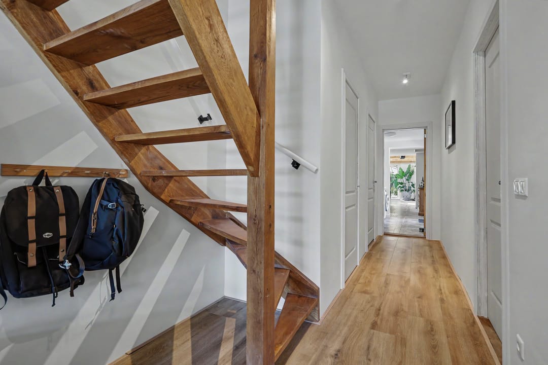 Spacious Semi-Detached Home with Flexible Living Options in Warnsveld — 7