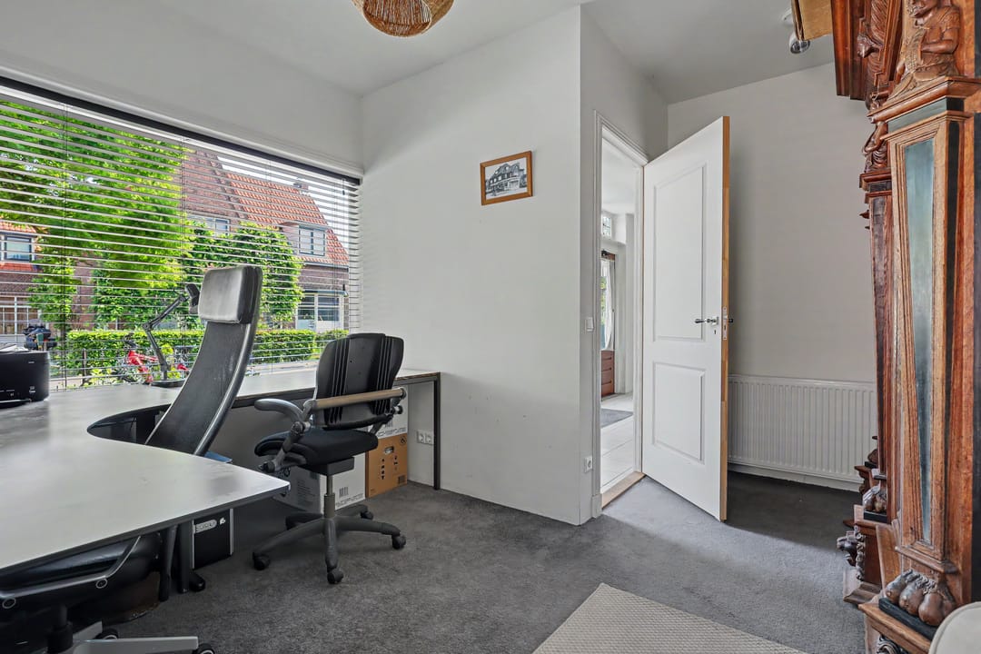 Spacious Semi-Detached Home with Flexible Living Options in Warnsveld — 11