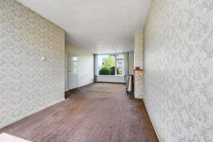 Tussenwoning te koop: Rouboslaan 21, Voorschoten