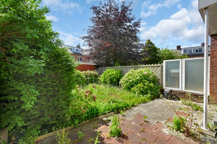 Tussenwoning te koop: Rouboslaan 21, Voorschoten