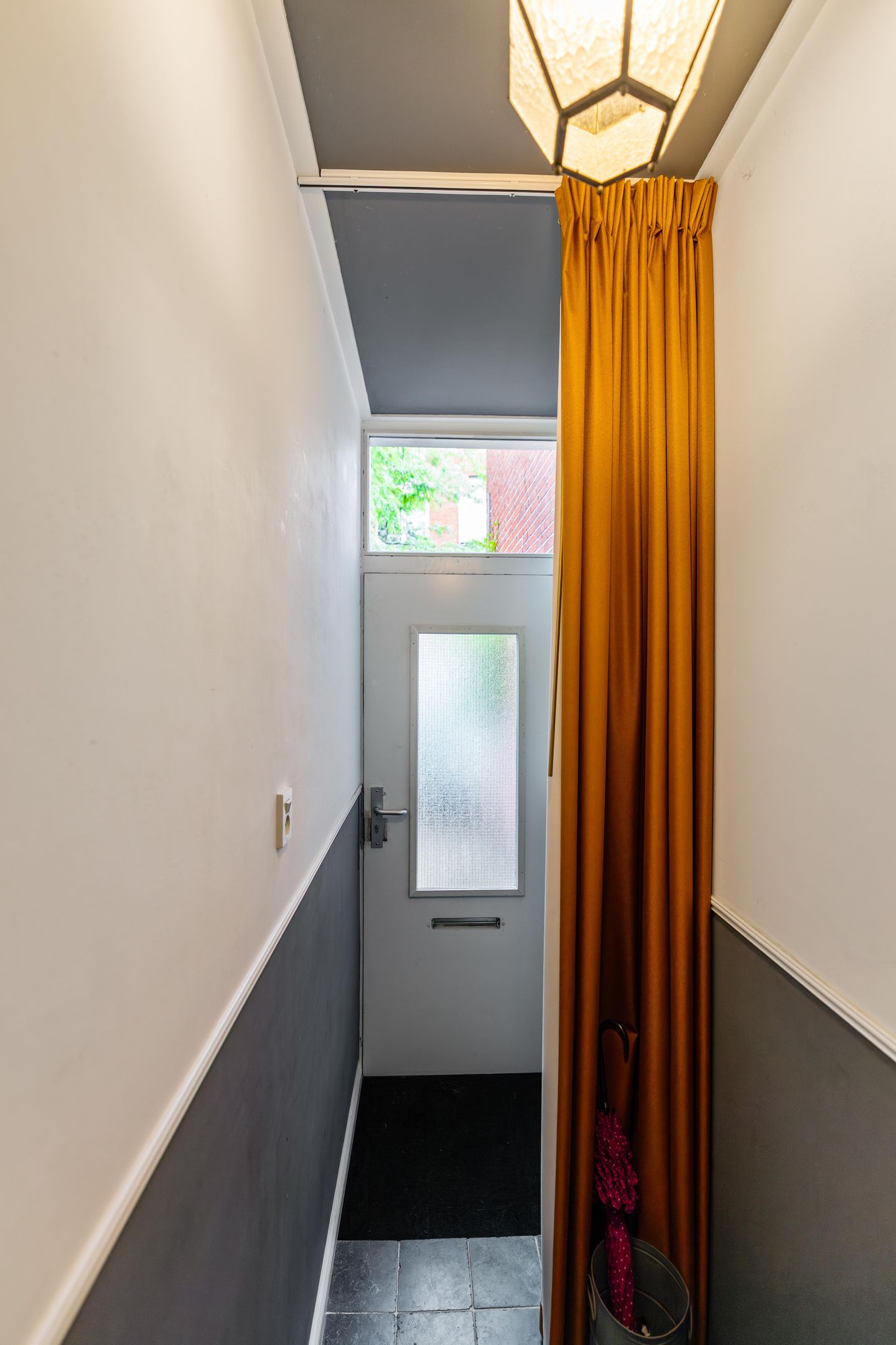 Photo 10 of Billitonstraat 40-A