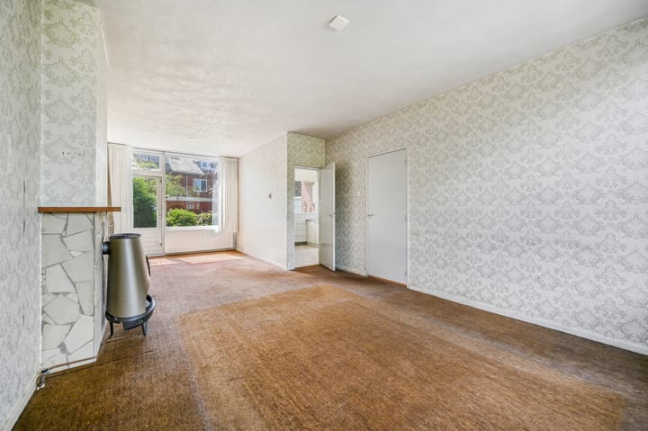 Tussenwoning te koop: Rouboslaan 21, Voorschoten