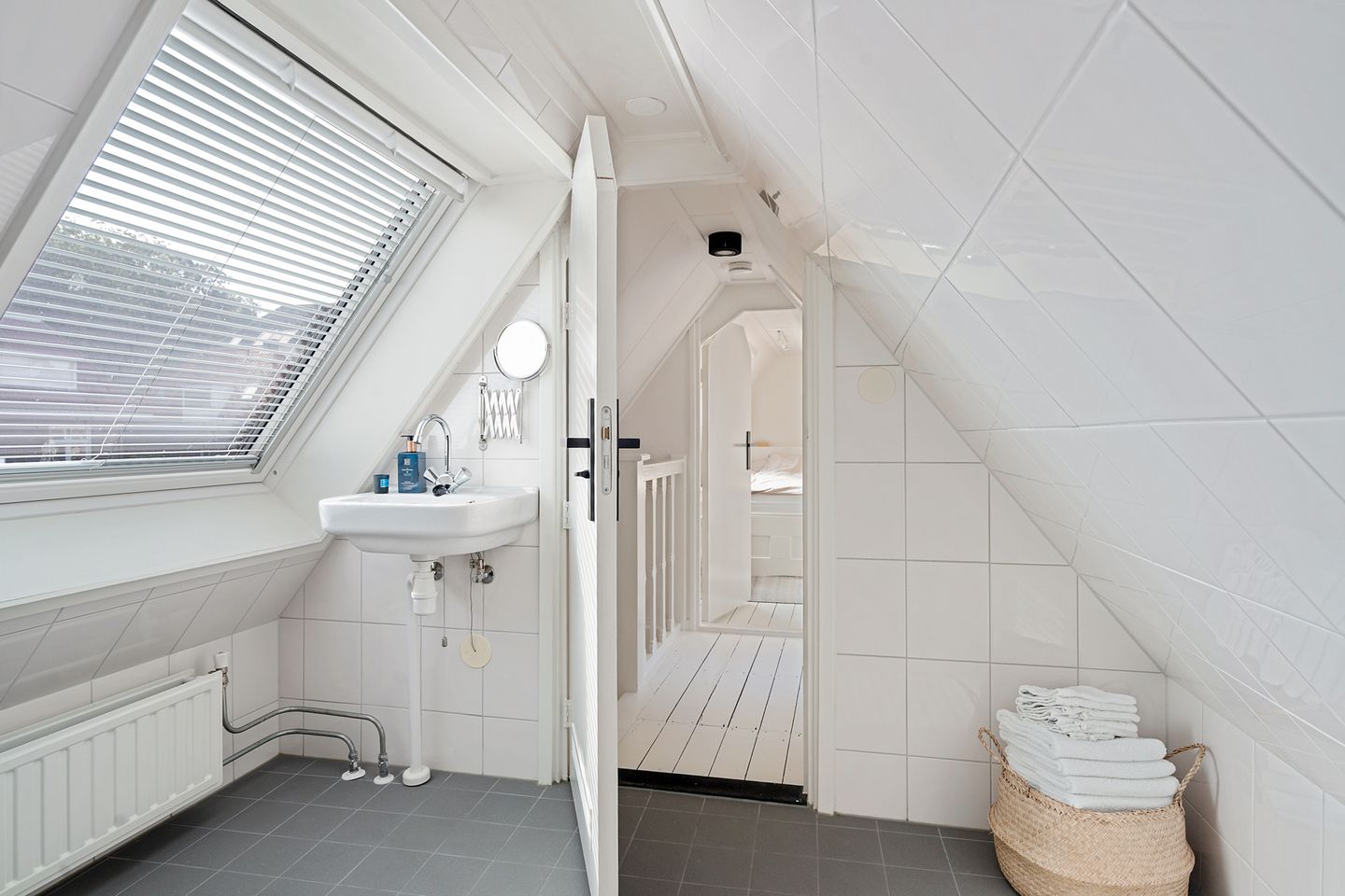 Historic Townhouse Adjacent to Zutphen's Ancient City Wall — 34
