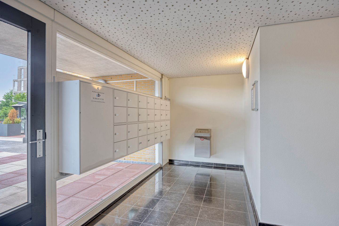 Photo 4 of Johan David Zocherstraat 94