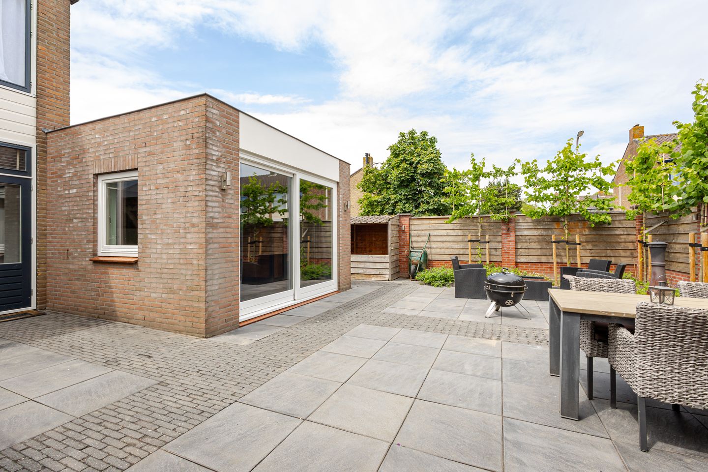 Spacious Family Home with Modern Renovations — 29