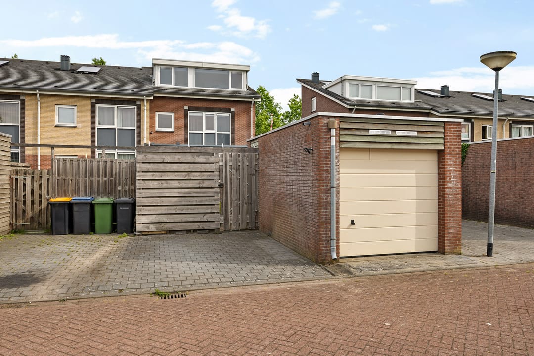 Photo 41 of Hildegard van Bingenweg 19