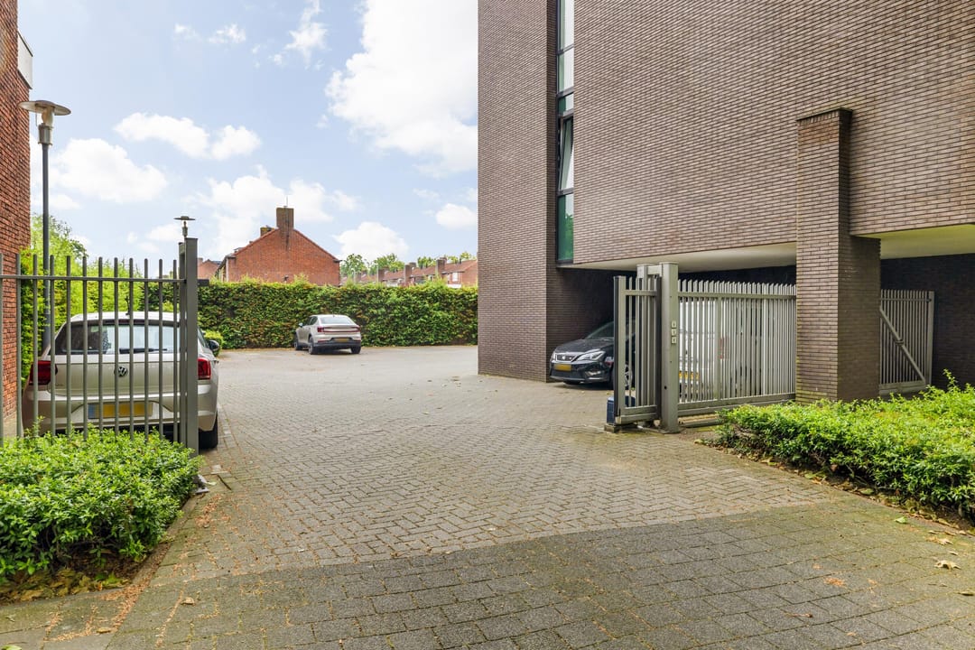 Move-In Ready Three-Room Apartment with Energy Label A and Private Parking — 41