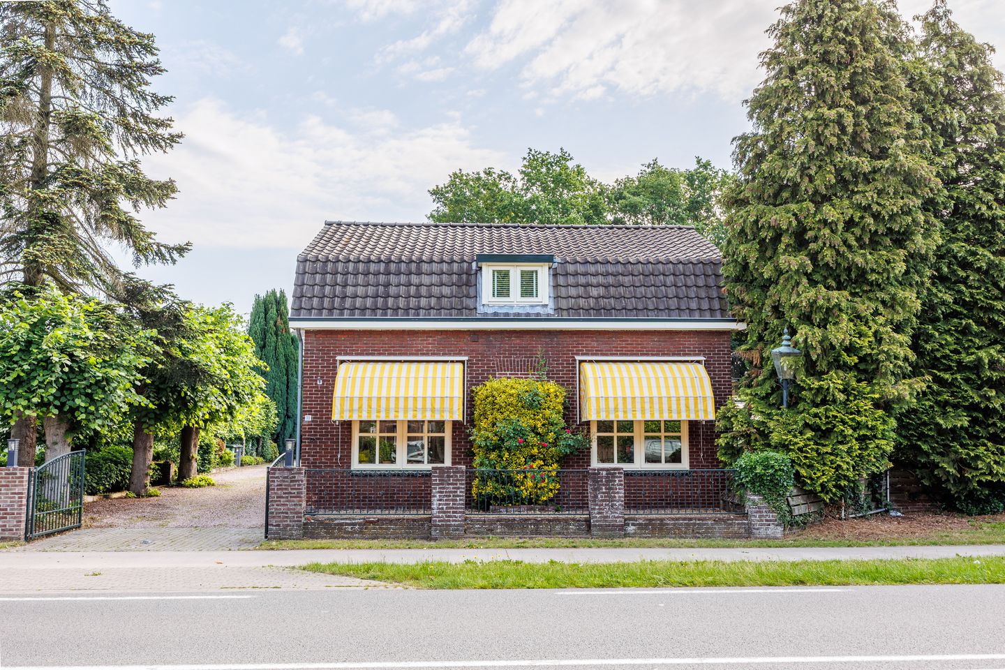 Foto 1 van Rijksweg 10