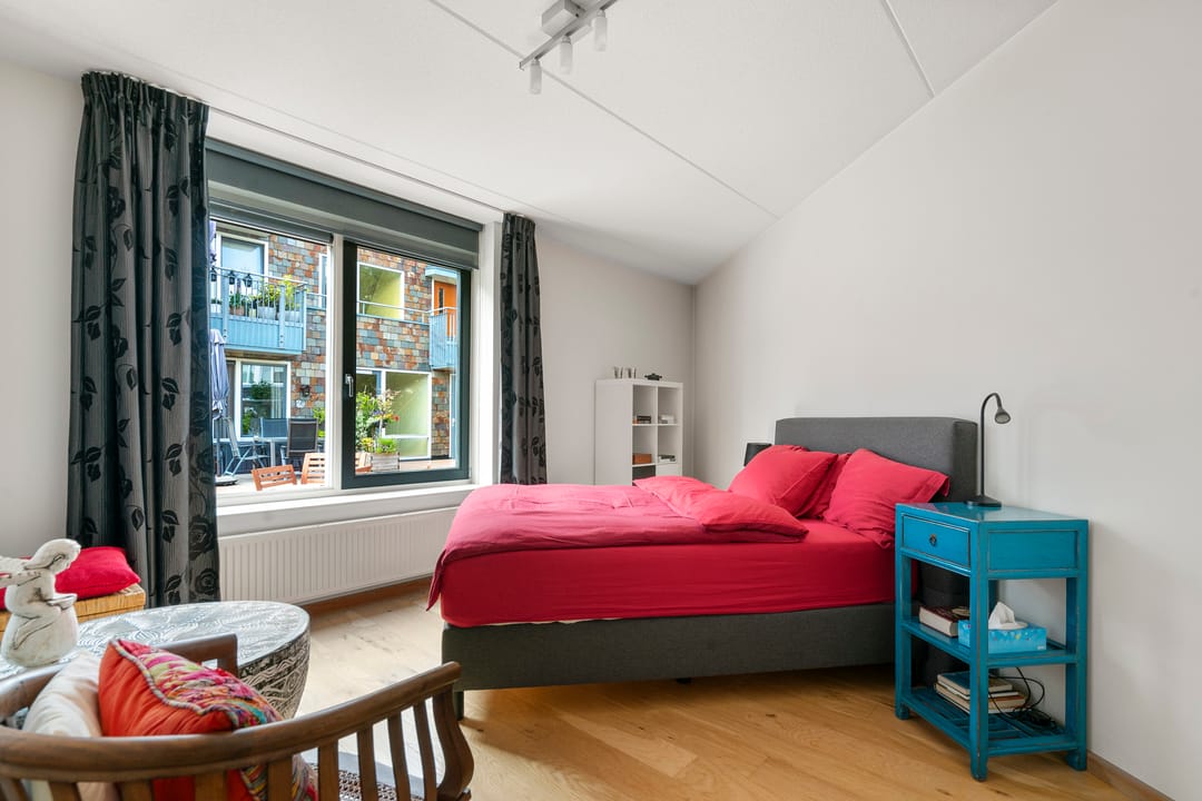 Spacious 3-Room Apartment with Private Garden and Parking in Haarlem-Schoten — 26