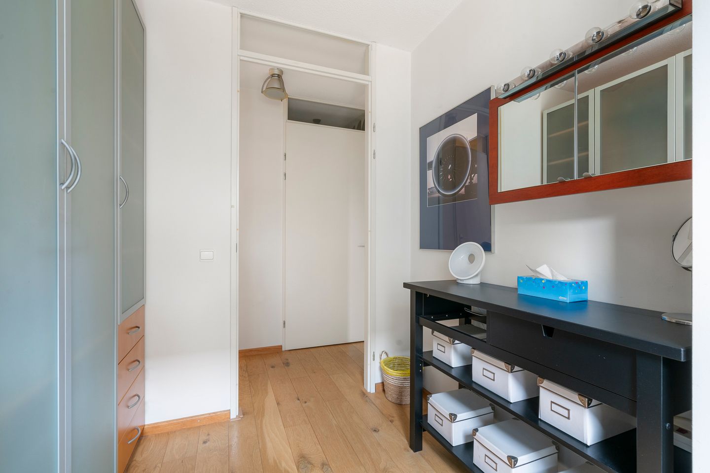 Spacious 3-Room Apartment with Private Garden and Parking in Haarlem-Schoten — 29