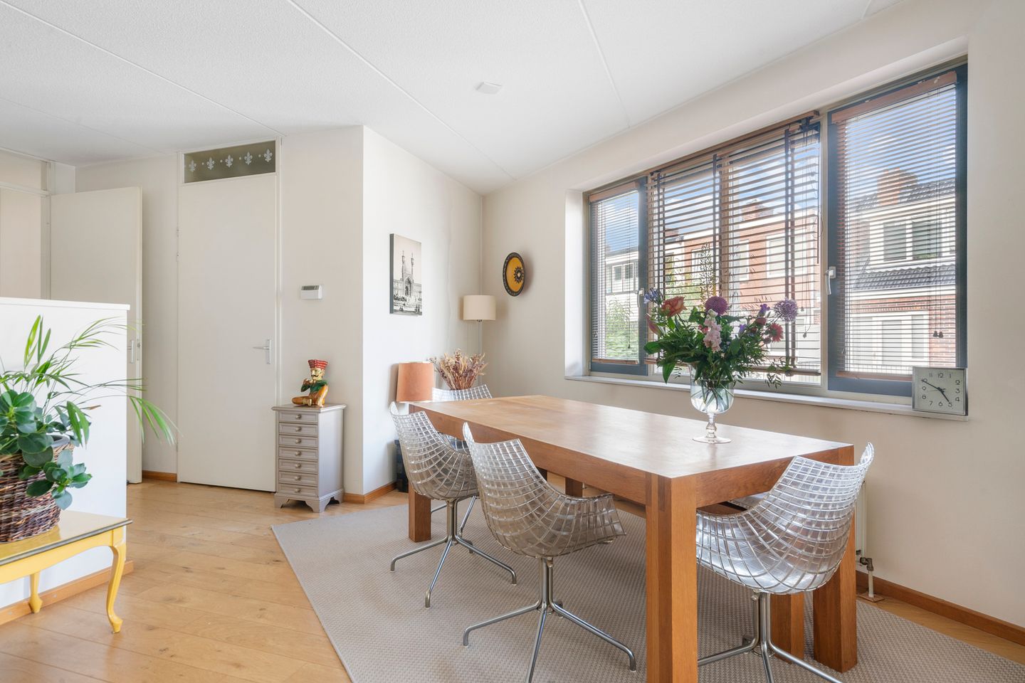 Spacious 3-Room Apartment with Private Garden and Parking in Haarlem-Schoten — 20