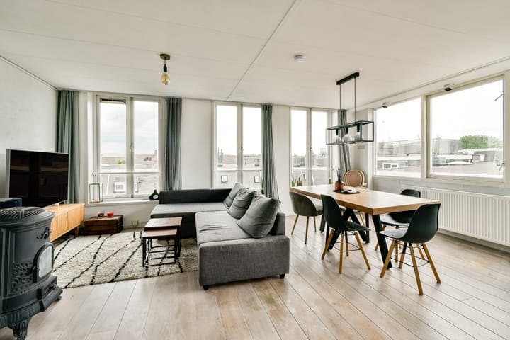 Photo 2 of Joan Melchior Kemperstraat 82-4
