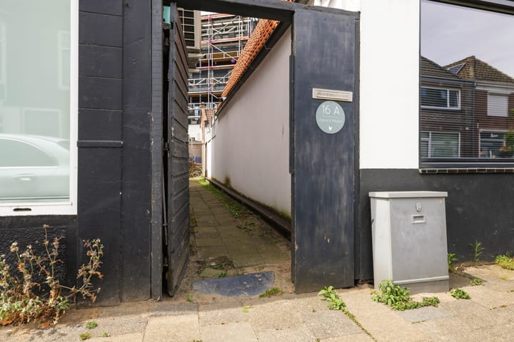 Foto 4 van Baanstraat 16-A