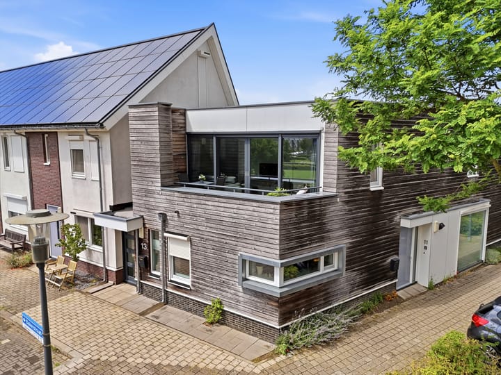 Bakerstraat 13
