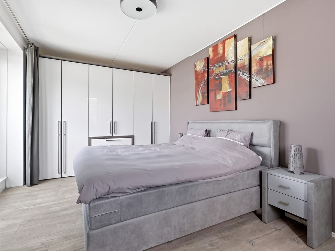Bright Upper Apartment with South-Facing Balcony in Leesten Oost — 23