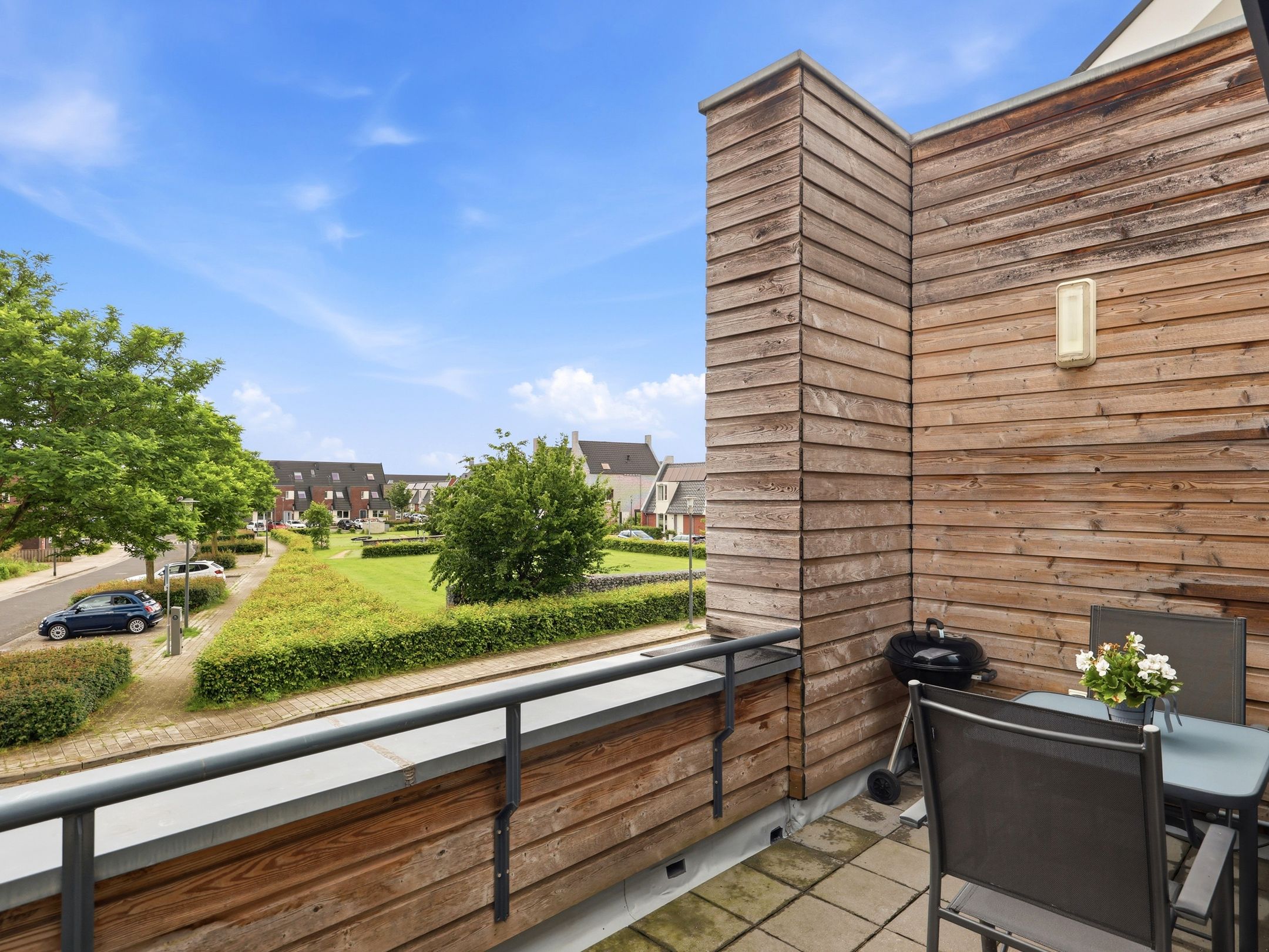 Bright Upper Apartment with South-Facing Balcony in Leesten Oost — 18