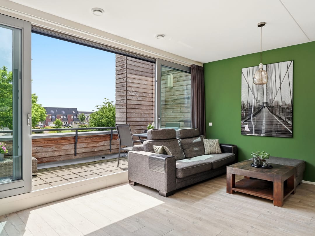 Bright Upper Apartment with South-Facing Balcony in Leesten Oost — 16