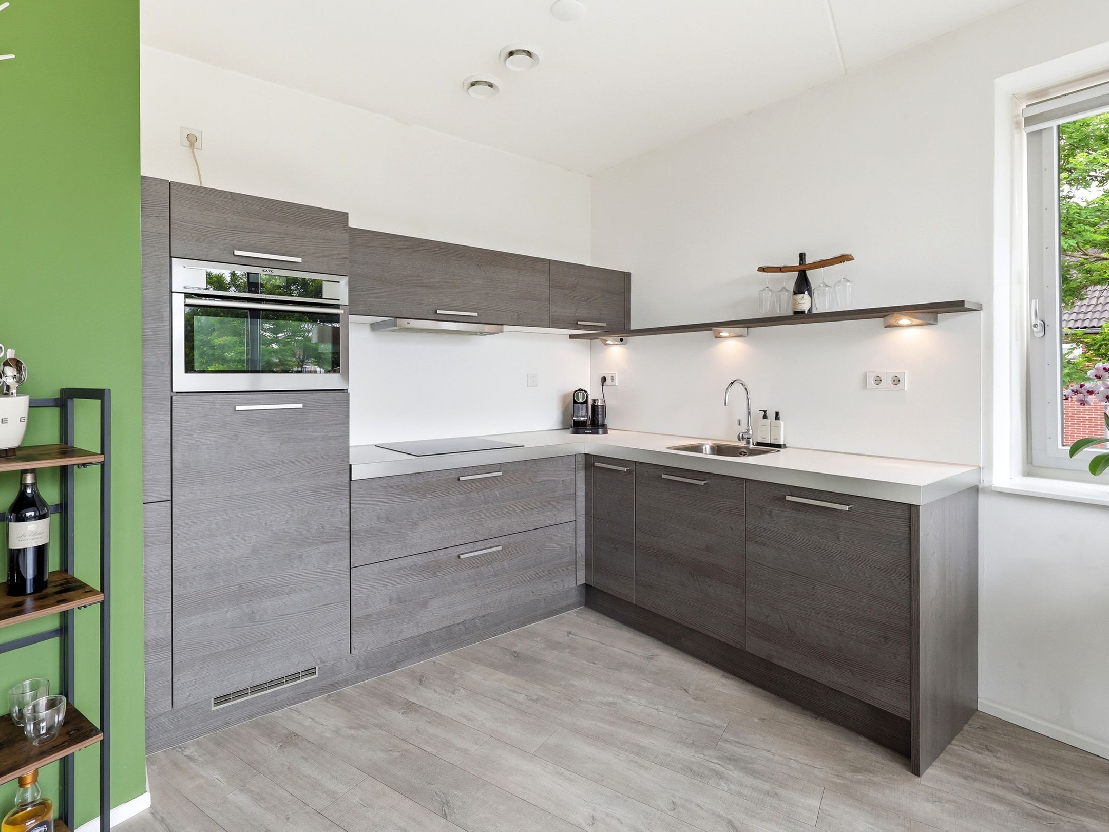 Bright Upper Apartment with South-Facing Balcony in Leesten Oost — 12