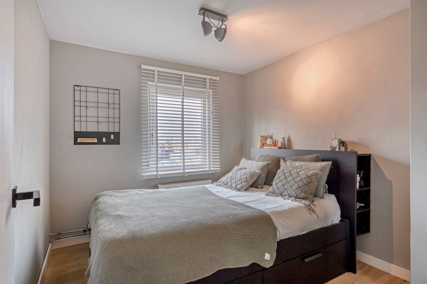 Charming 1950s Detached Family Home with Modern Extension Near Town Center — 34