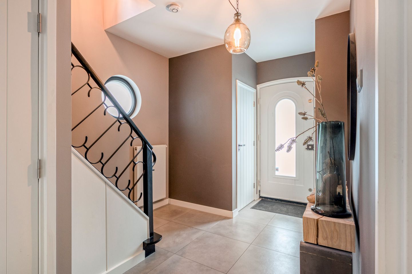 Charming 1950s Detached Family Home with Modern Extension Near Town Center — 29