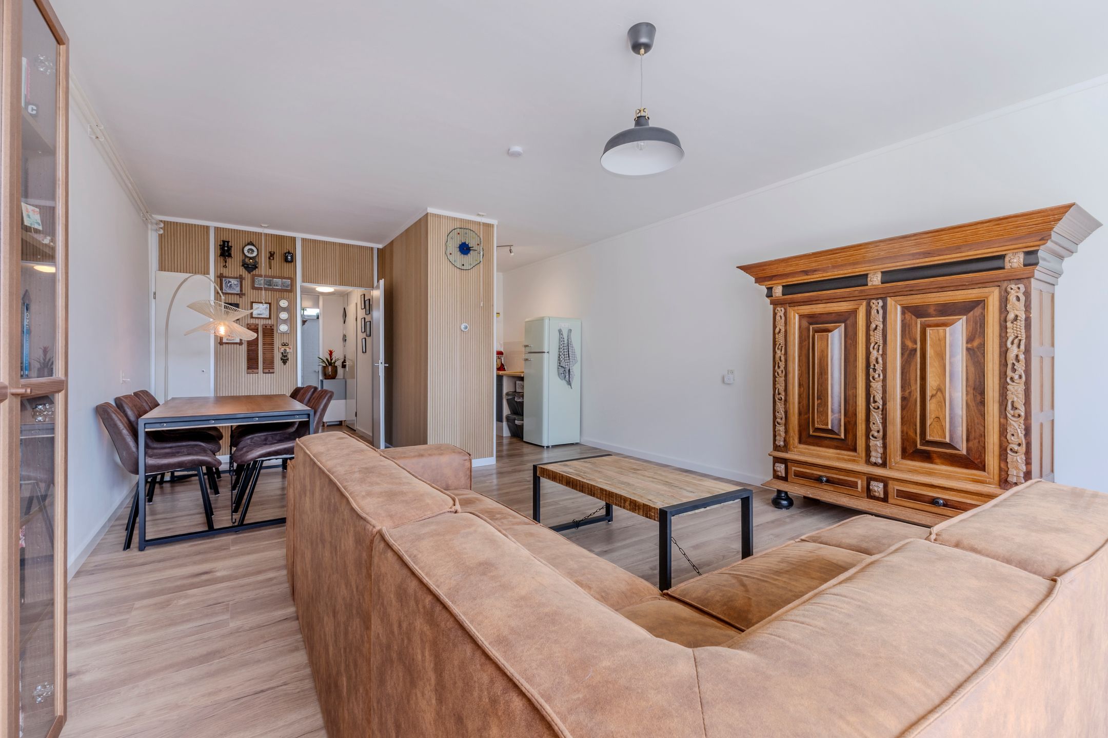 Modernized Ground Floor Apartment with Private Garden in Zaandam — 9