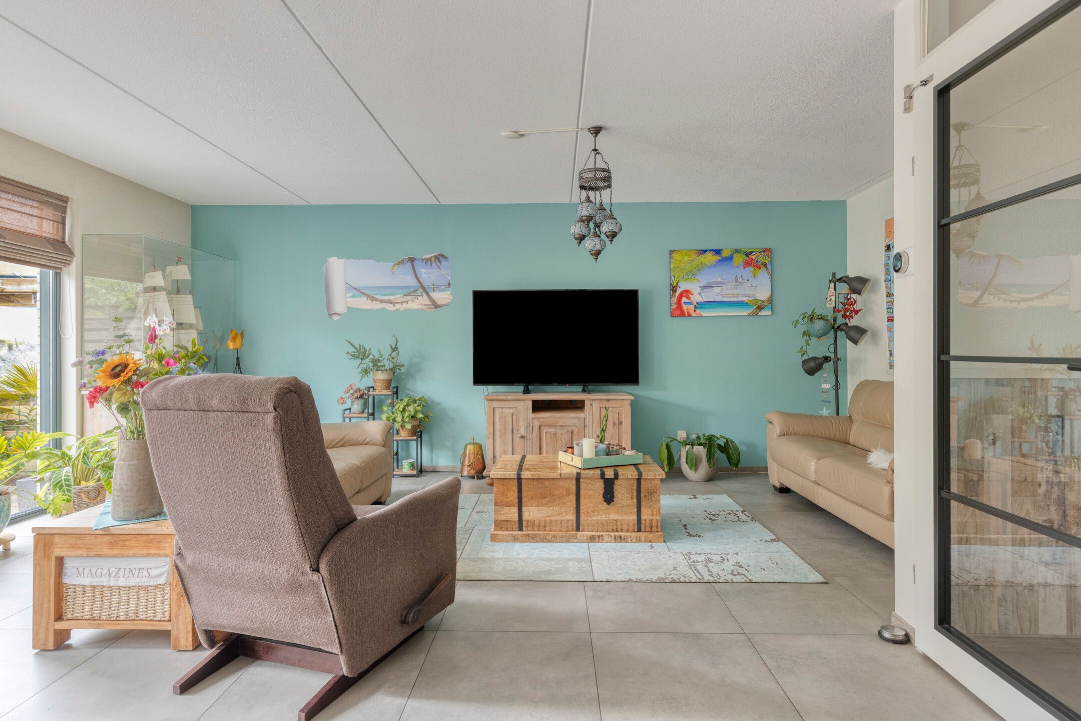 Spacious Semi-Detached Family Home with Five Bedrooms and Multiple Outdoor Spaces — 9
