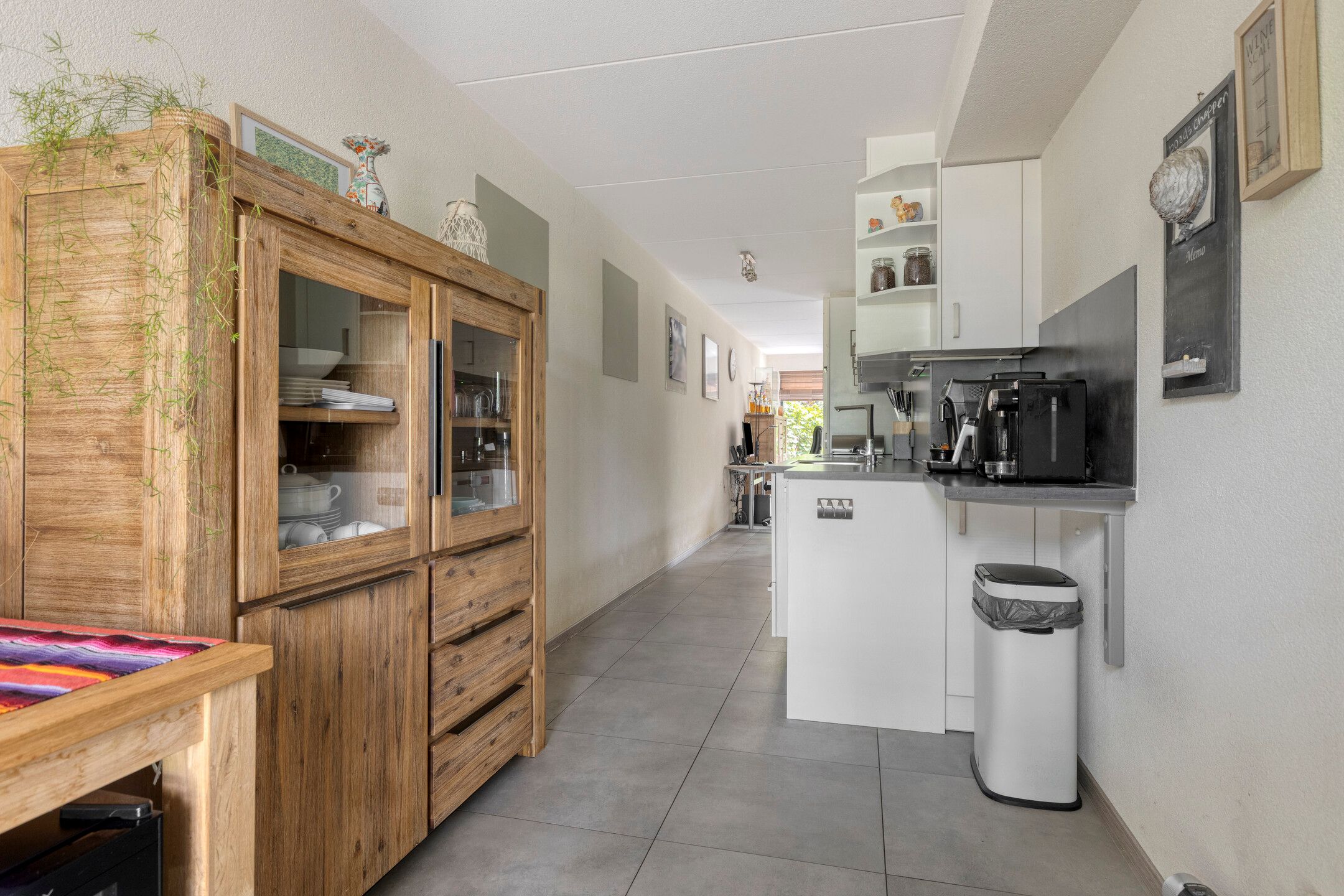 Spacious Semi-Detached Family Home with Five Bedrooms and Multiple Outdoor Spaces — 15