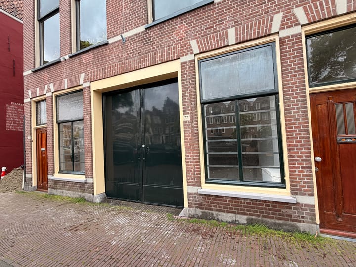 Oude Vest 77, Leiden