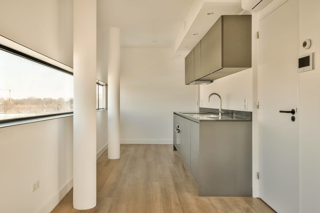 Sustainable Four Bedroom Apartment in Vibrant Amsterdam North — 11