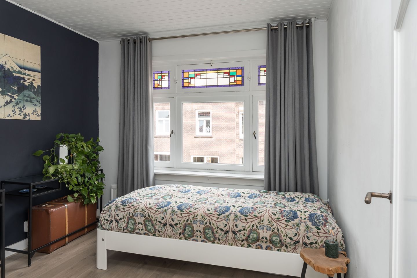 Characterful 1930s Terraced Home with Authentic Details and Energy Label A — 25