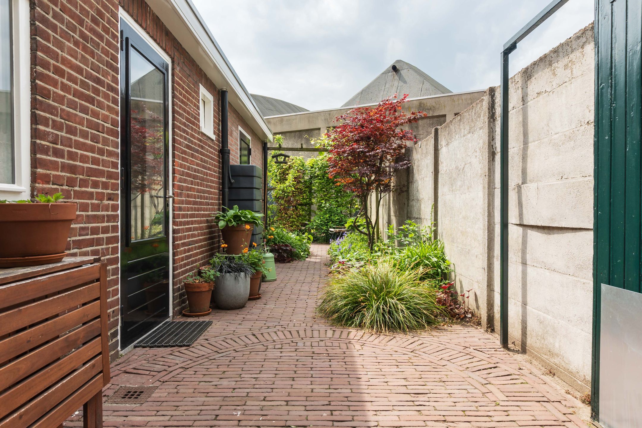 Characterful 1930s Terraced Home with Authentic Details and Energy Label A — 39