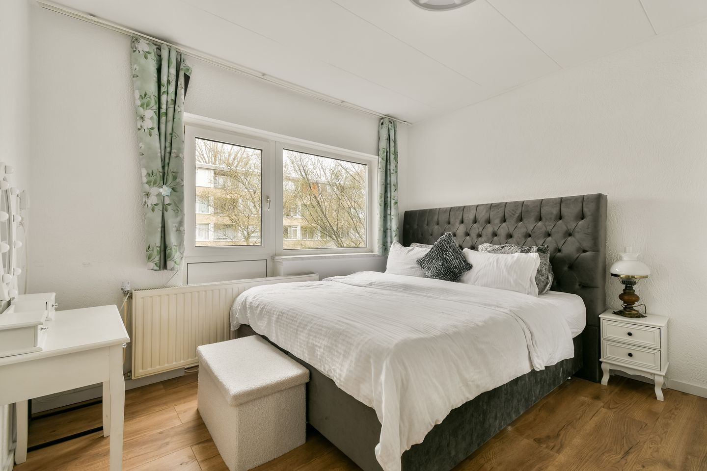 Photo 10 of Linnaeusstraat 204