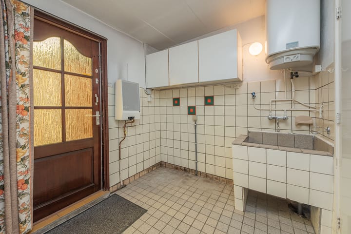 Twee-onder-één-kap te koop: Elzenlaantje 2, Aalsmeer
