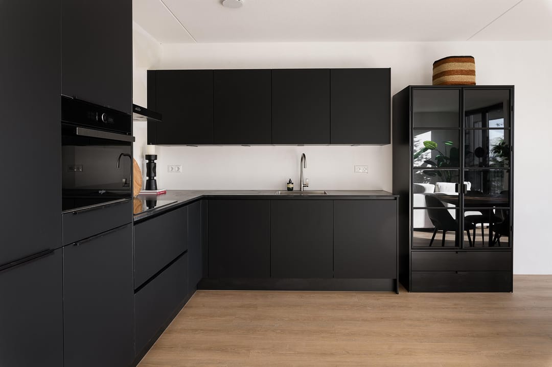 Spacious Corner Apartment with Southwest Balcony in De Krijgsman Muiden — 11