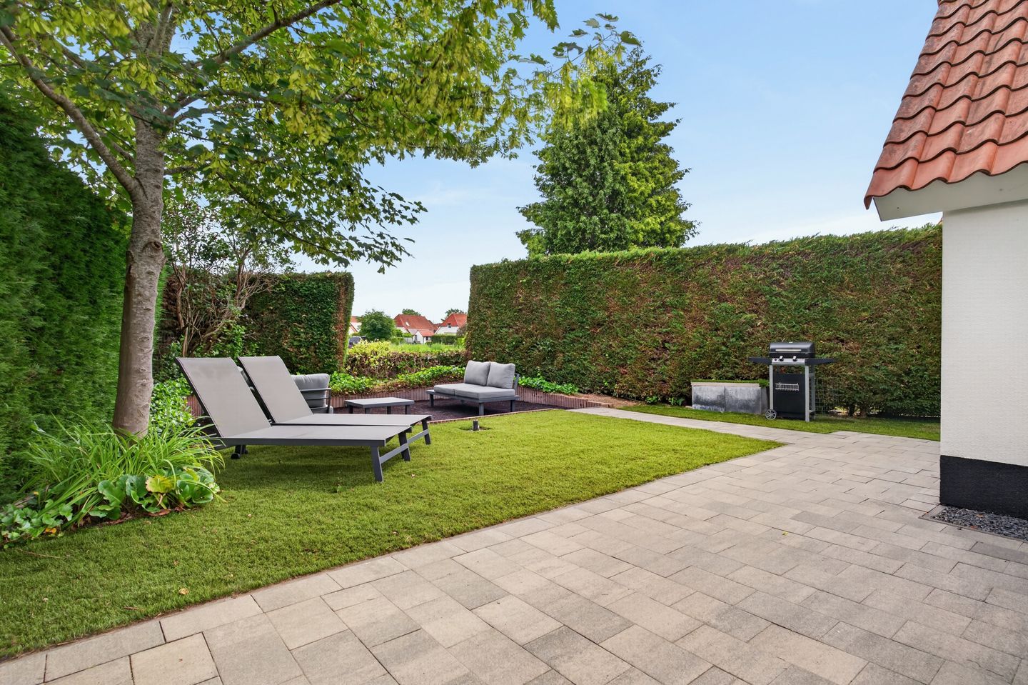 Spacious Detached Home with Private Garden in Riverparc — 29