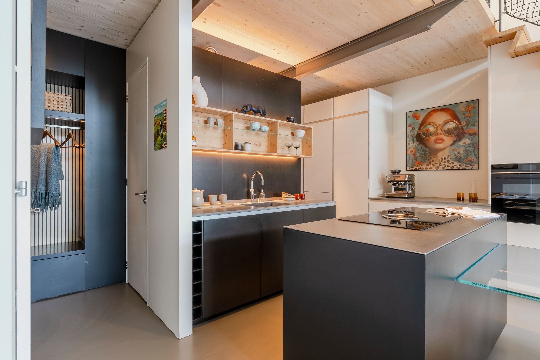 Architect-Designed Energy Neutral Loft with Private Roof Garden — 54