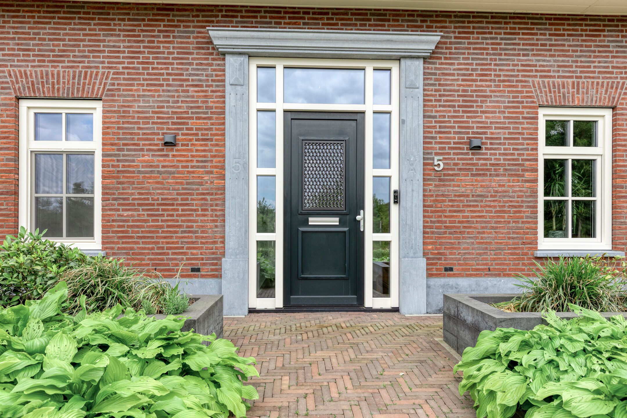 Modern Energy Efficient Villa with Ground Floor Living in Hengelo Gelderland — 27