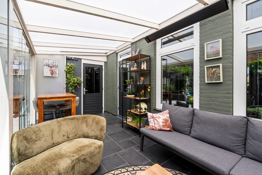 Spacious Modern Semi Detached Home with Garden and Garage in Dirkshorn — 16