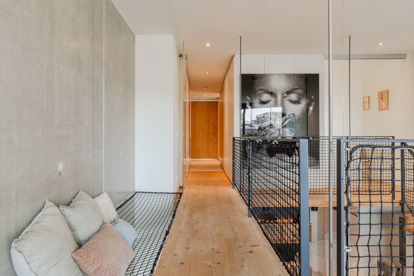 Architect-Designed Energy Neutral Loft with Private Roof Garden — 34