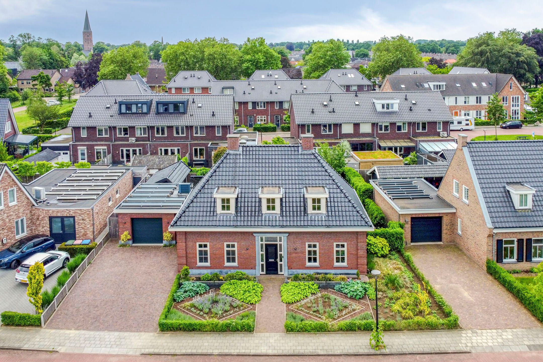 Modern Energy Efficient Villa with Ground Floor Living in Hengelo Gelderland — 51