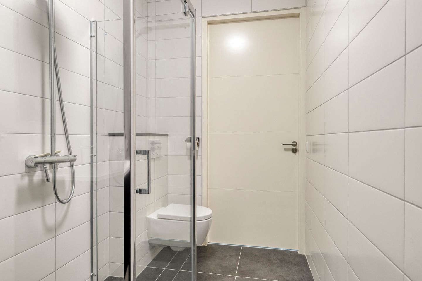 Modern Energy Efficient Villa with Ground Floor Living in Hengelo Gelderland — 40