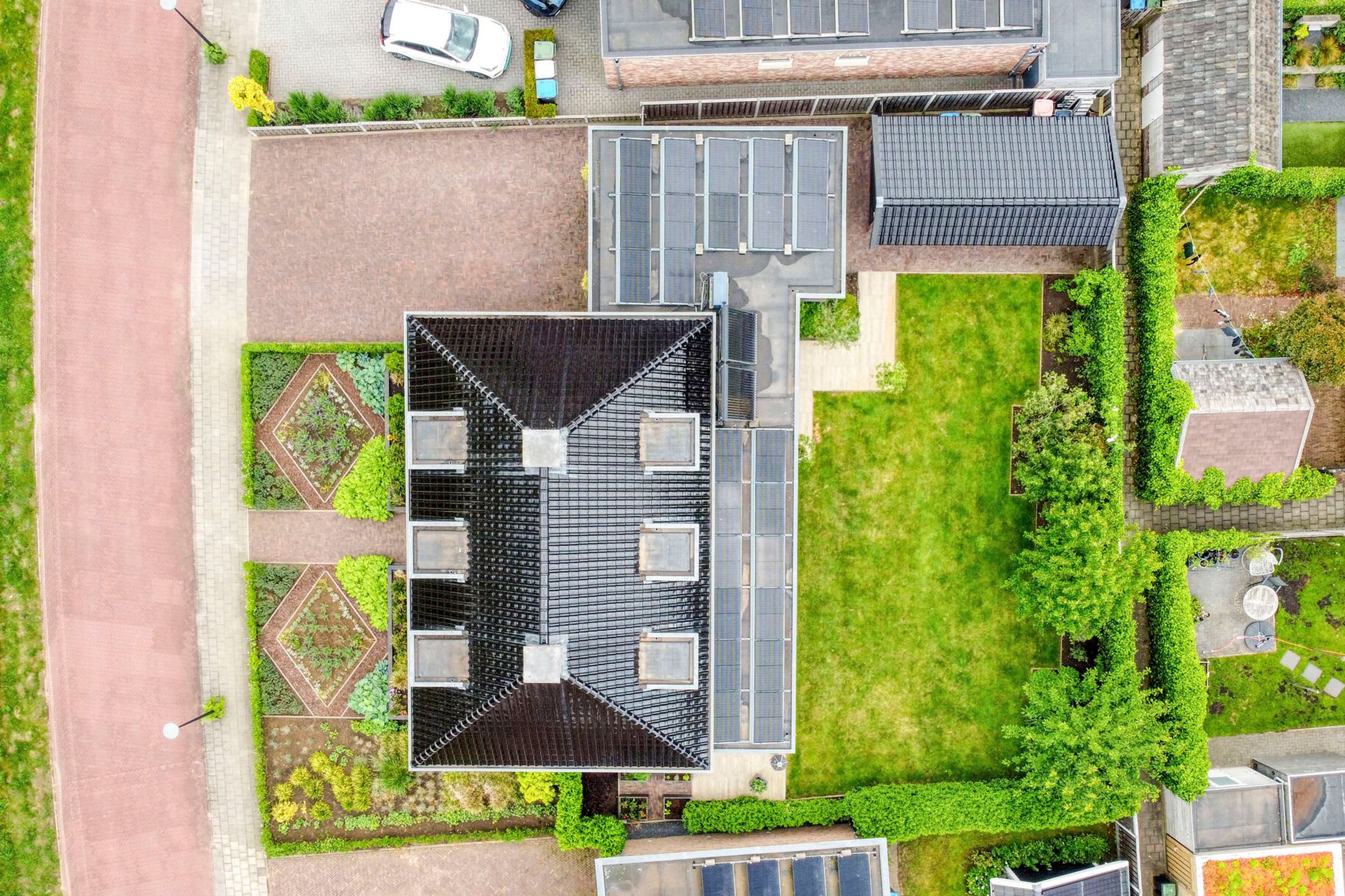 Modern Energy Efficient Villa with Ground Floor Living in Hengelo Gelderland — 57