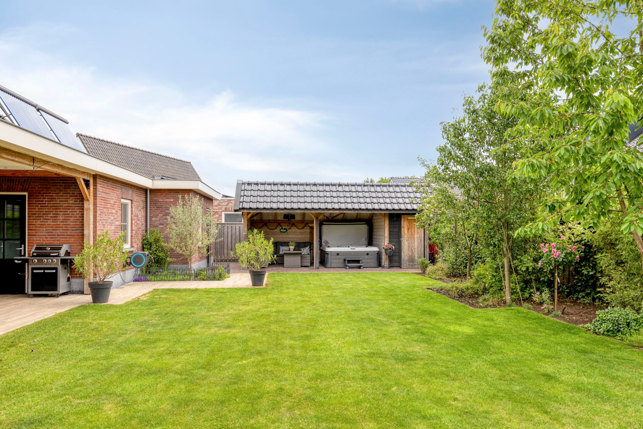 Modern Energy Efficient Villa with Ground Floor Living in Hengelo Gelderland — 9