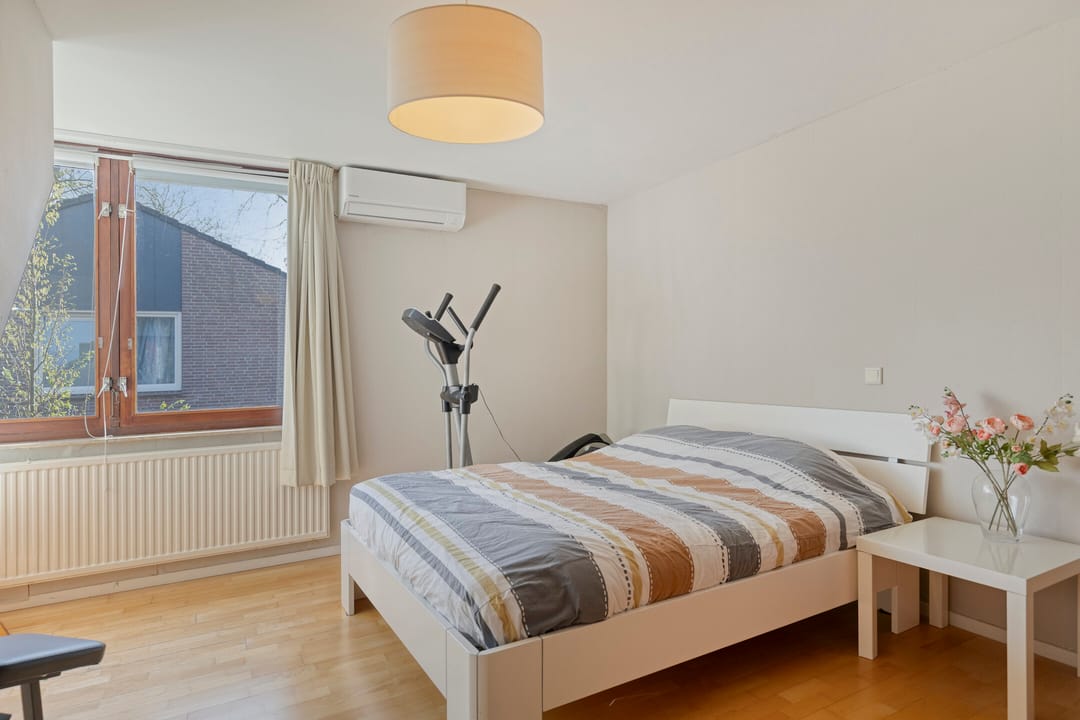 Spacious Detached Family Home with Unique Second Floor Addition in Veldhoven — 28