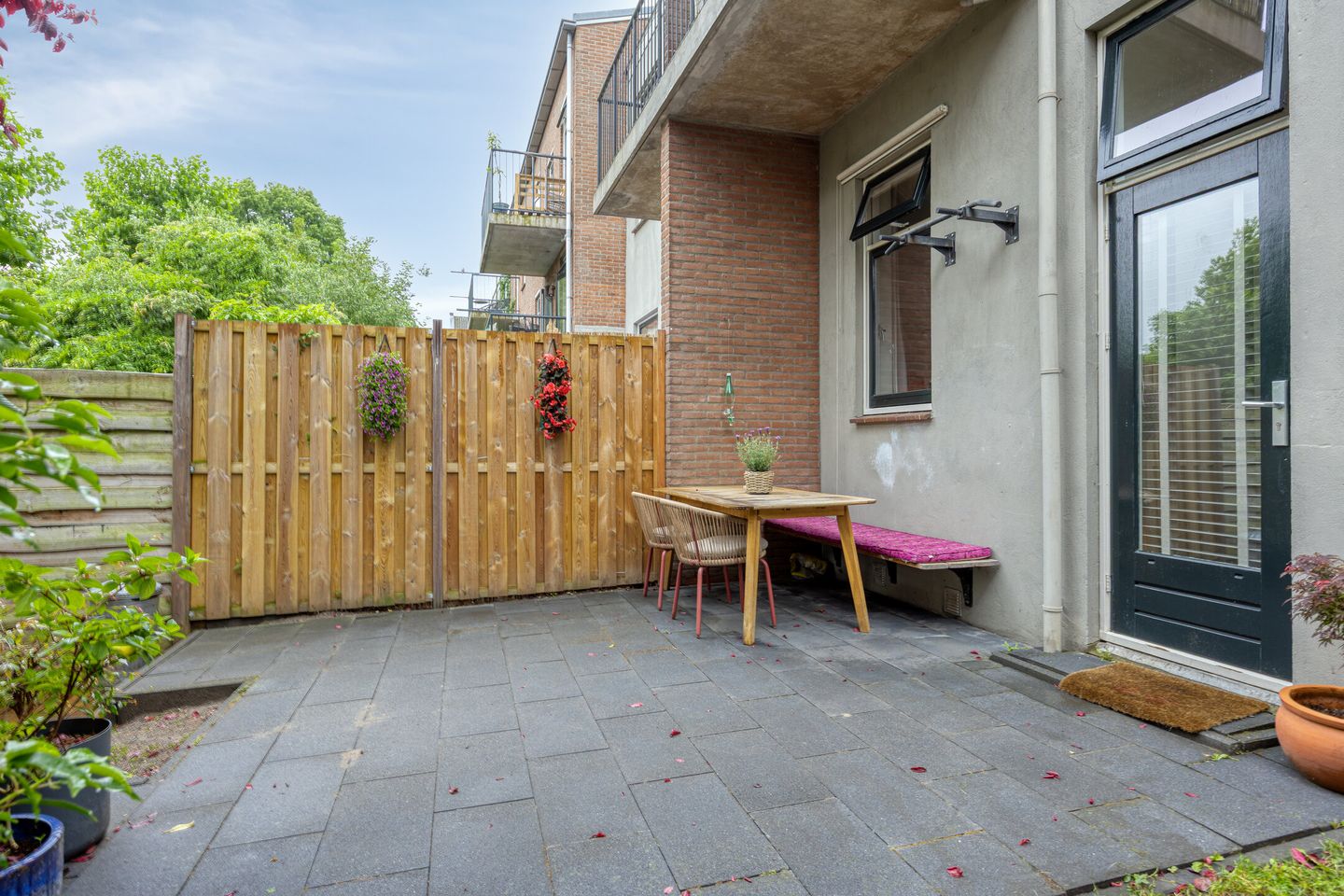 Charming Ground Floor Apartment with Two Gardens in Historic Nijmegen Center — 29