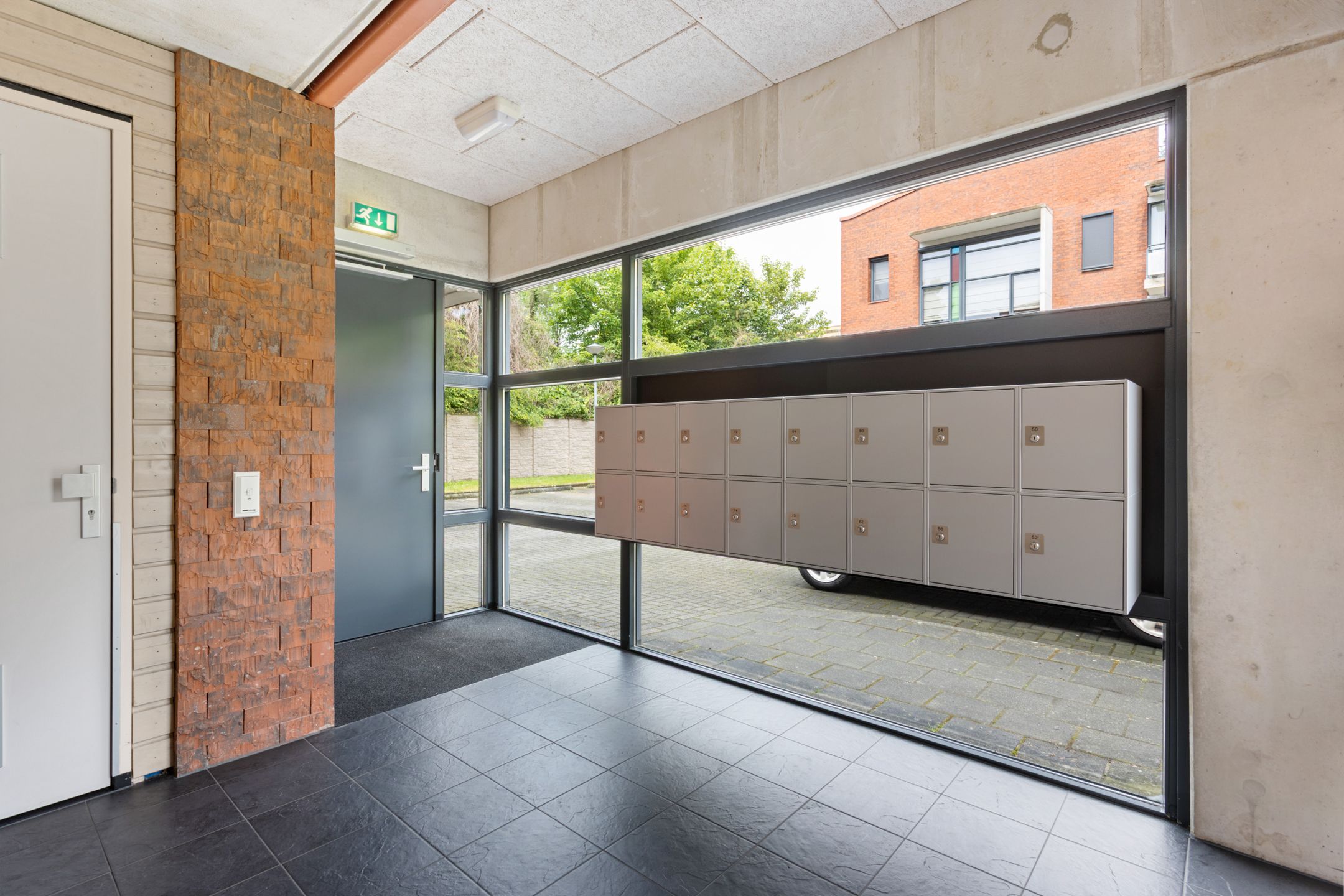 Photo 6 of S.L. Louwesstraat 86