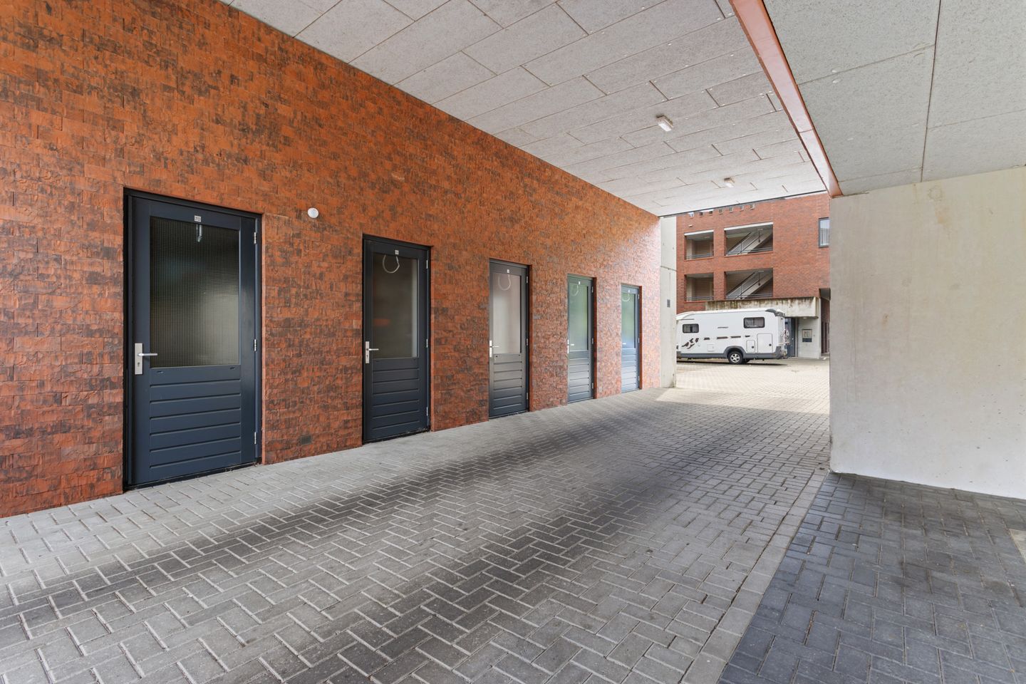 Photo 34 of S.L. Louwesstraat 86