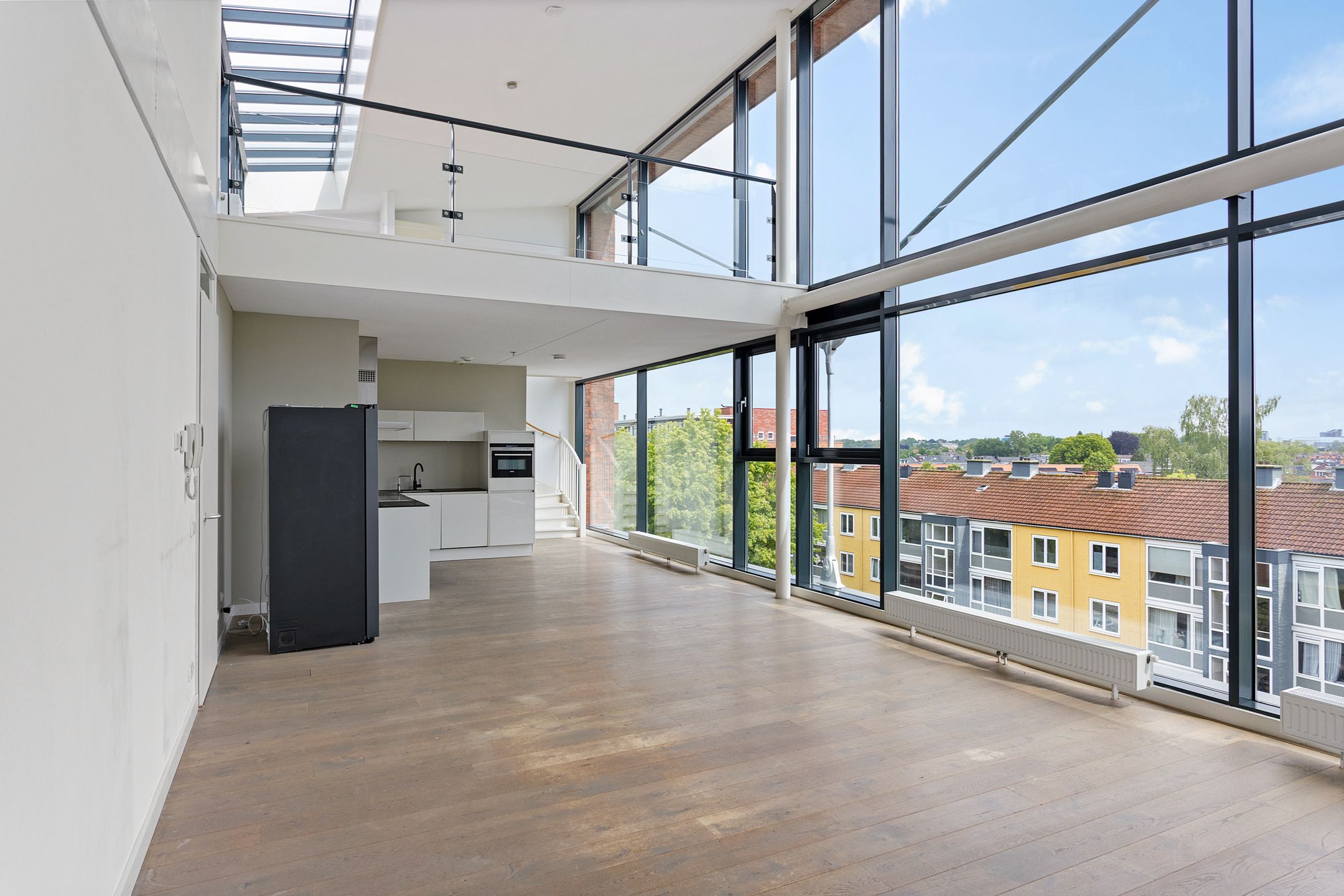 Photo 9 of S.L. Louwesstraat 86