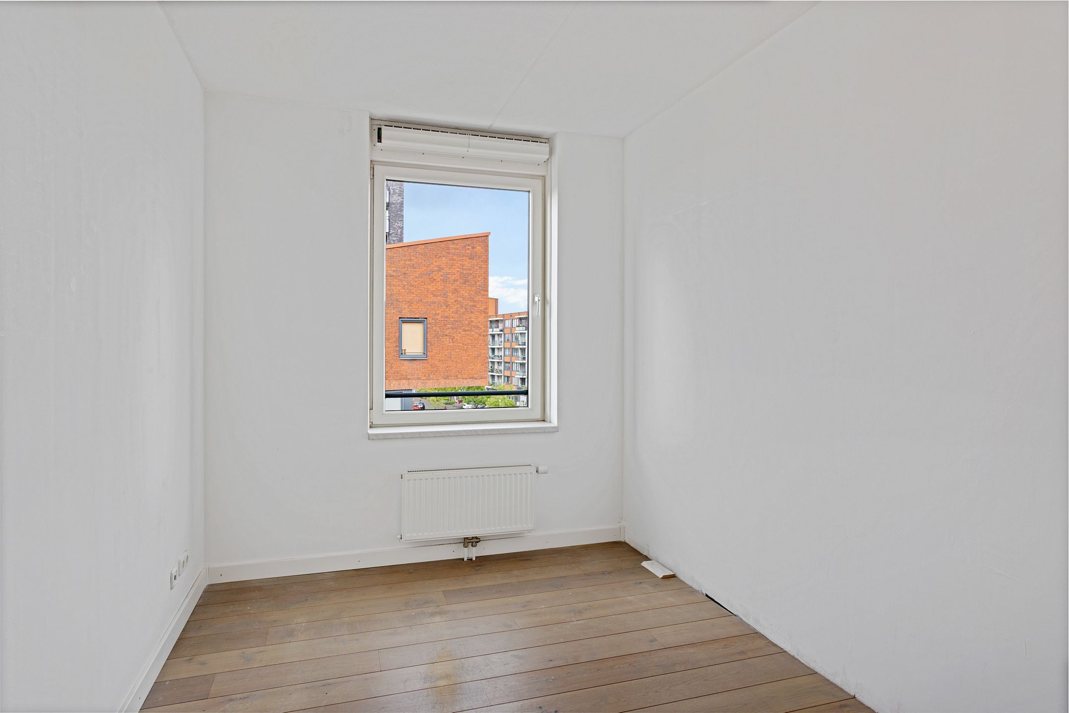 Photo 27 of S.L. Louwesstraat 86
